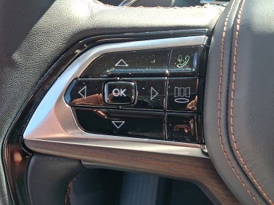2022 Jeep Grand Cherokee Summit