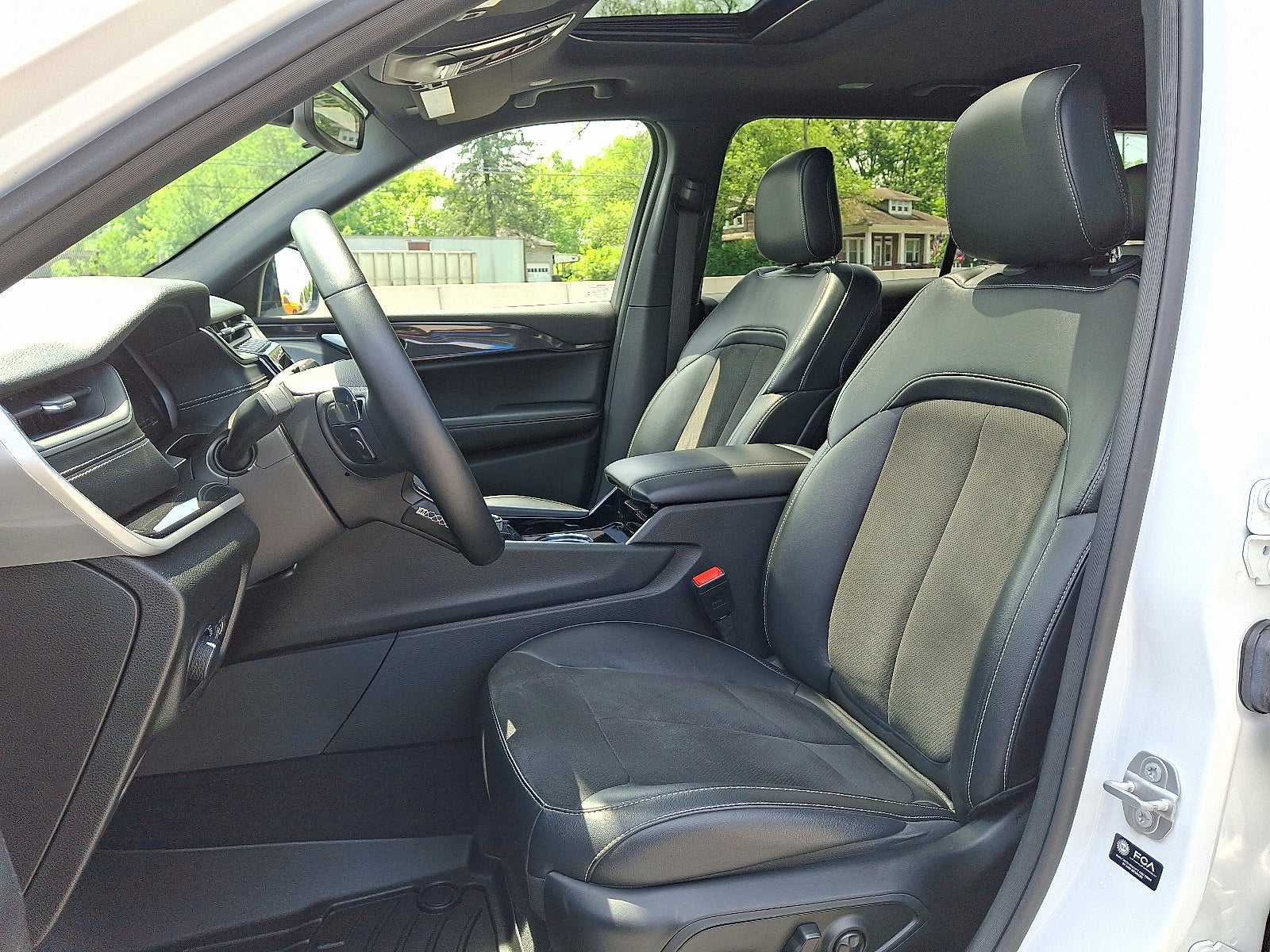 2022 Jeep Grand Cherokee L Altitude