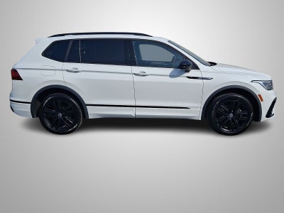 2022 Volkswagen Tiguan SE R-Line Black